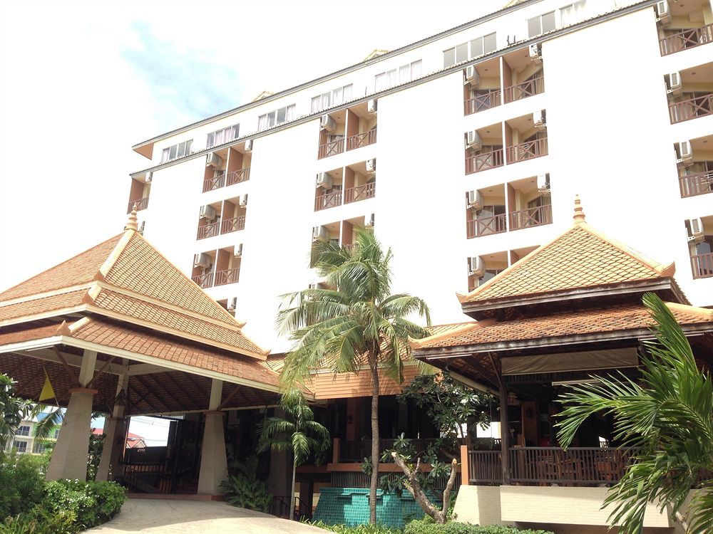 Phuphaya Resort Паттая Екстер'єр фото