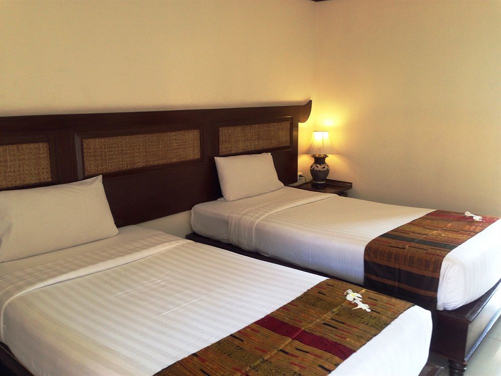 Phuphaya Resort Паттая Екстер'єр фото