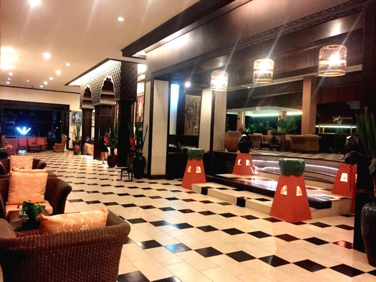 Phuphaya Resort Паттая Екстер'єр фото