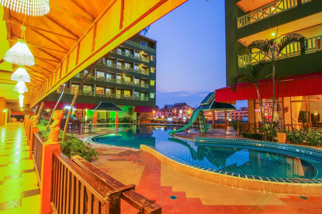 Phuphaya Resort Паттая Екстер'єр фото